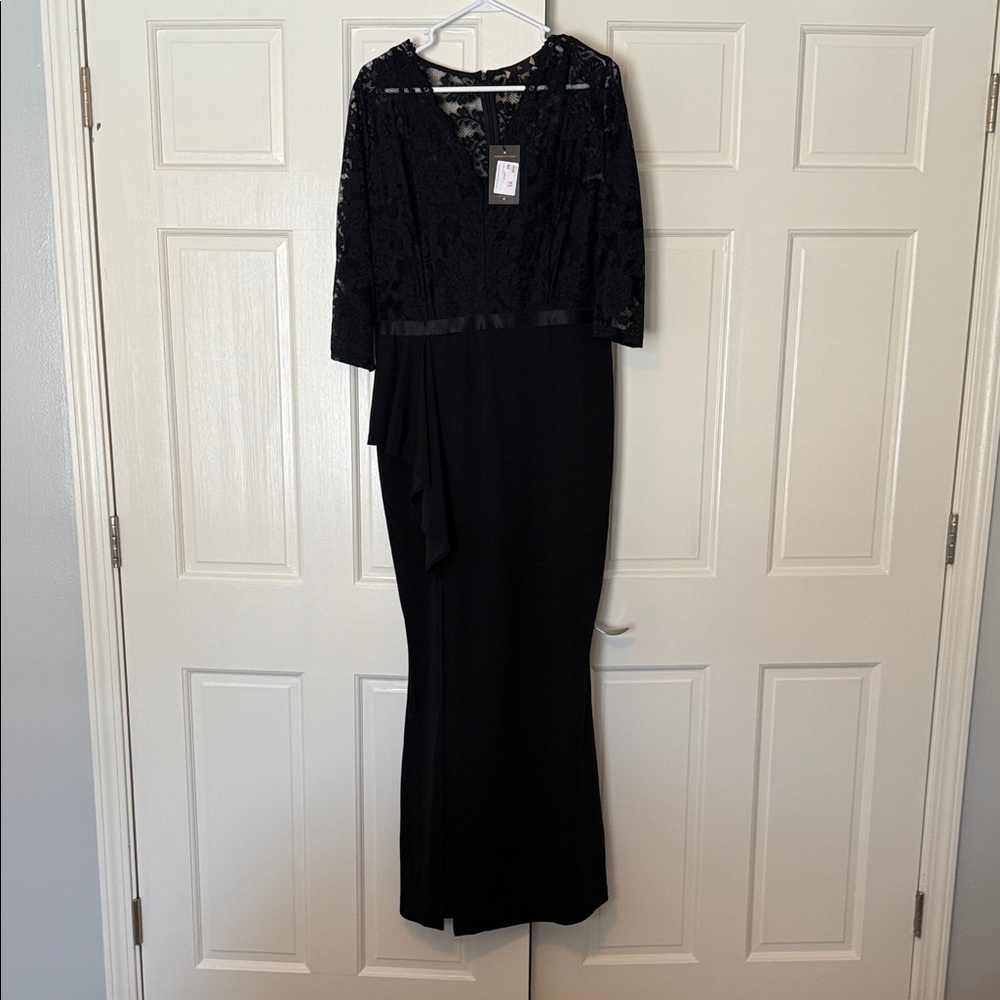 Chic Formal Black Lace Long Sleeve Dress